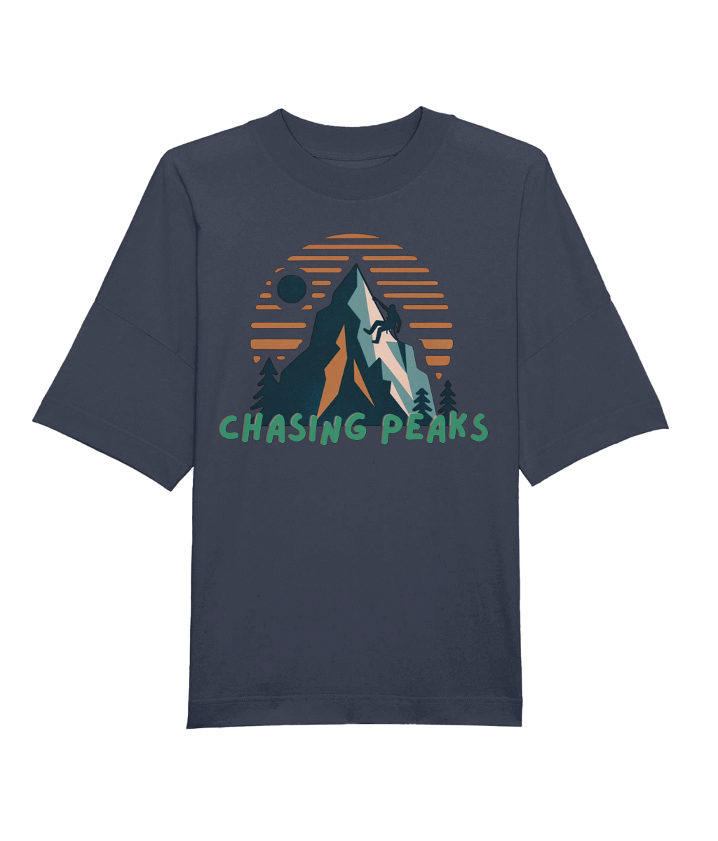 Climber's Manifesto - Chasing Peaks Oversized Tee